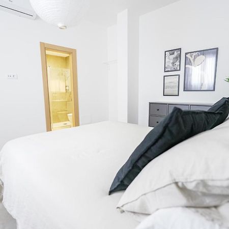 Moott Homes Suites Casa De Los Leones Apto 1 알메리아 외부 사진
