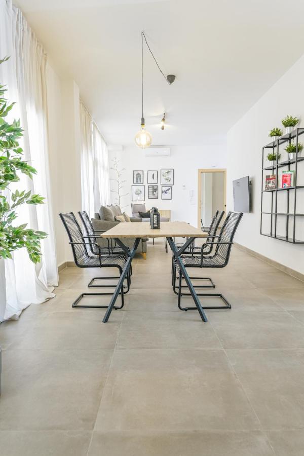 Moott Homes Suites Casa De Los Leones Apto 1 알메리아 외부 사진