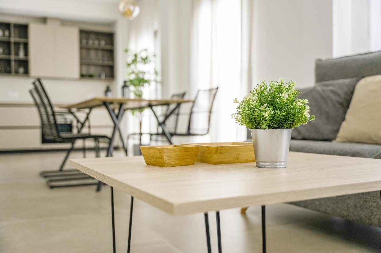Moott Homes Suites Casa De Los Leones Apto 1 알메리아 외부 사진
